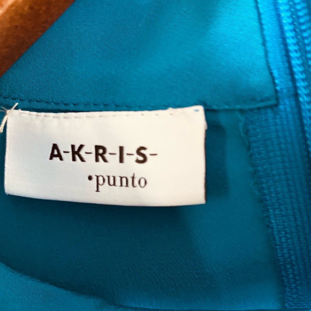 Akris Punto Stand-Collar Cutout Silk Blouse SZ 8 - Picture 5 of 8